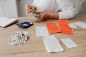 How to Track Daily Expenses Without Feeling Overwhelmed